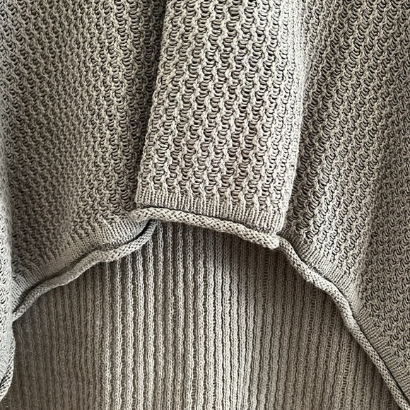 Forever 21 forest green sweater - Picture 4 of 7